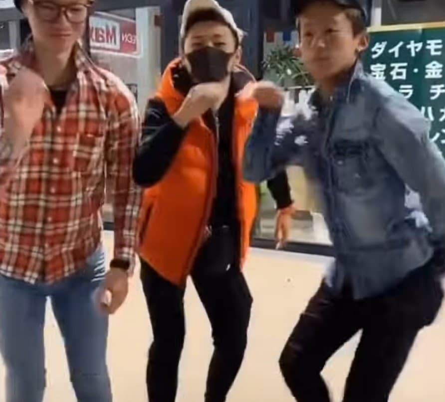 やりらふぃーが流行ったのは田奈高校の生徒によるTiktokのダンス動画が元ネタで校歌って本当！？