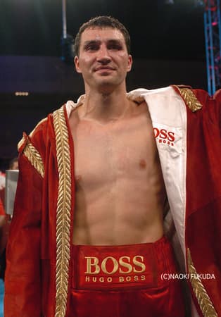 キエフのクリチコ市長が博士号持ちの元ボクシング王者で別名「鉄拳博士」、弟もボクシング三冠王者で四カ国語が話せる「鉄槌博士」と最強スペックすぎる！