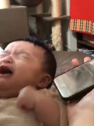 「泣いてる赤ちゃんに反町隆史のPOISONを聴かせると泣き止む」説。本当に効果があった！【動画有】