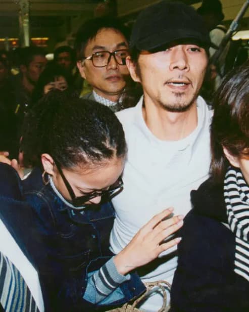 事件後の葬儀・告別式での安室奈美恵さんの様子