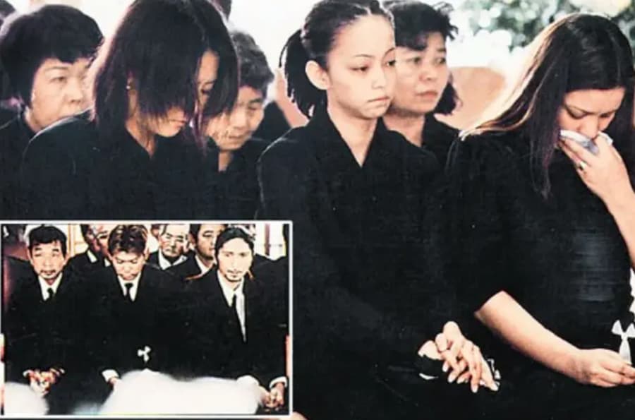 事件後の葬儀・告別式での安室奈美恵さんの様子